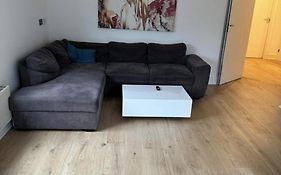 Shoreditch Apartment Free Parking